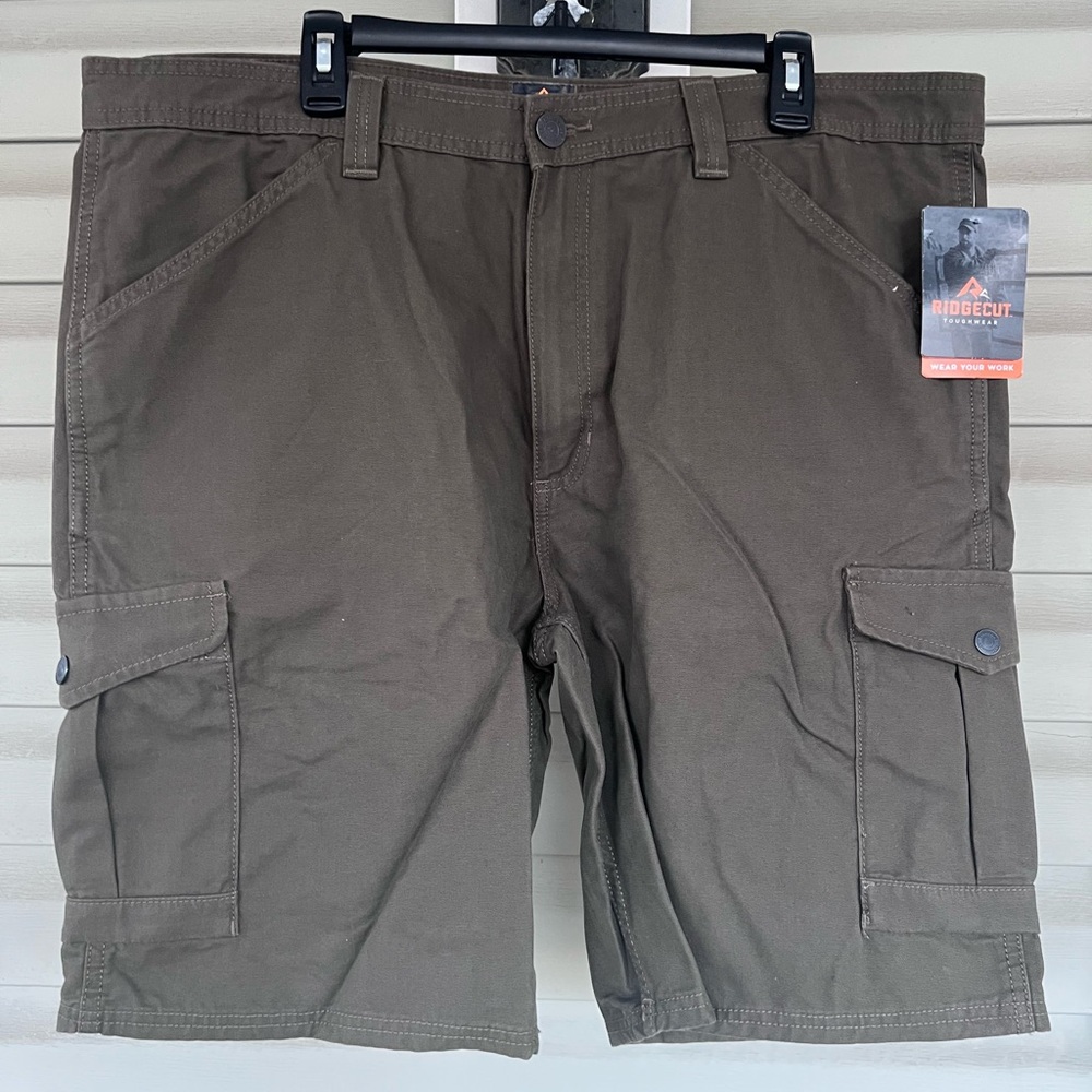 Ridgecut Toughwear Mens Cargo Work Shorts 10.5" Khaki Size 40 NWT